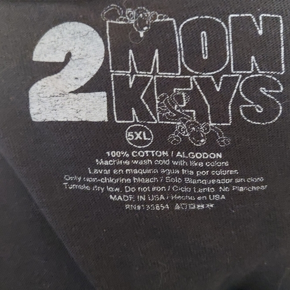 NBA Chicago Bulls/GOAT. 2 Tee. Size 5X Tall. Black Red. - Picture 2 of 3